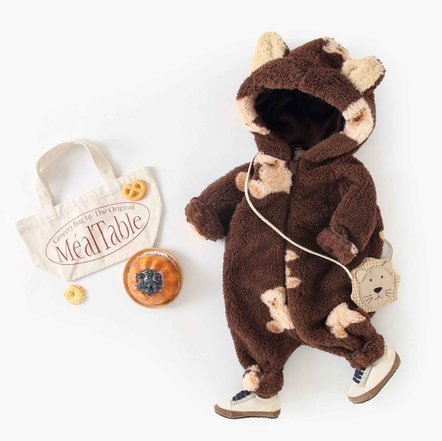Baby Clothes With Little Bear Design For Newborn Boys And Girls