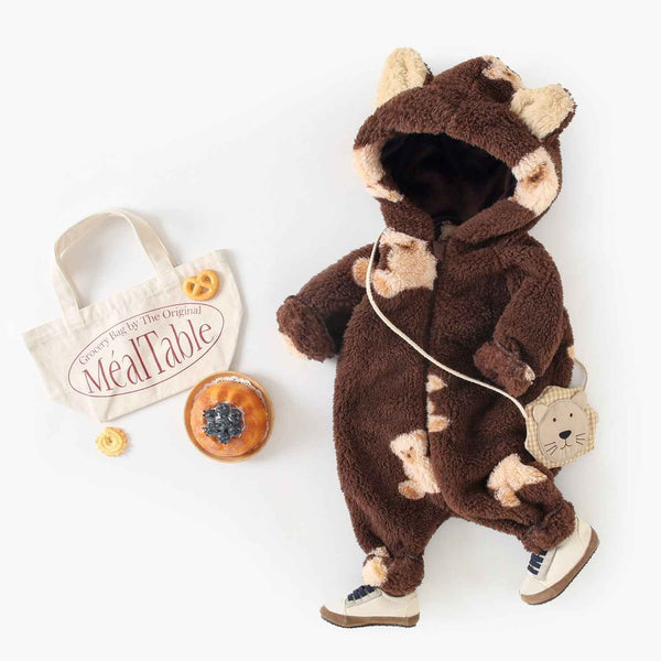 Baby Clothes With Little Bear Design For Newborn Boys And Girls