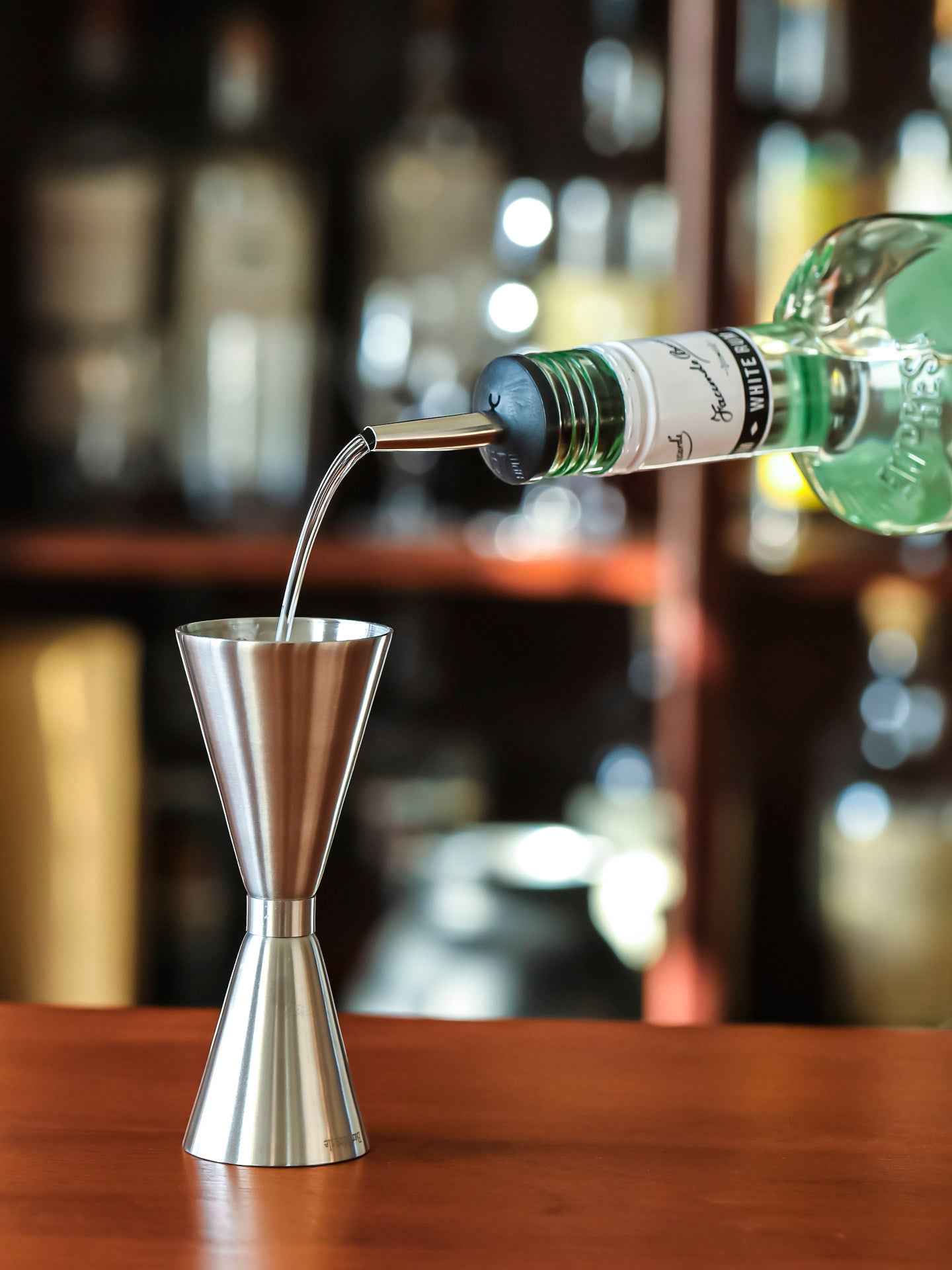 Vinegar Bottle Pouring And Drainage Device
