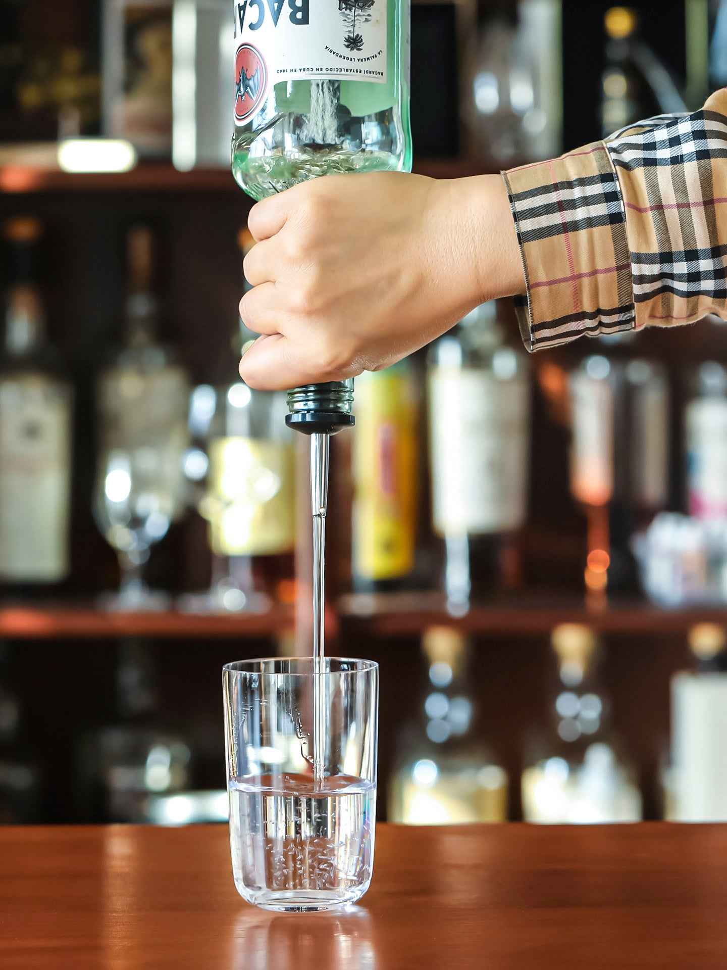 Vinegar Bottle Pouring And Drainage Device